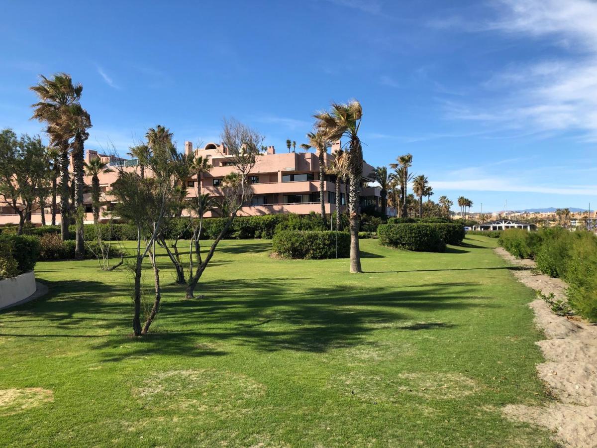 Flor del campo Apartamento Sotogrande Exterior foto